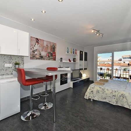 D-Lux Studio Apartamento Empuriabrava Exterior foto
